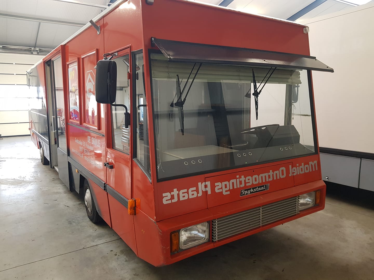 Spijkstaal elektrowagen